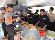 Taruna Akpol Bantu Dapur Umum Posko Pengungsian Aceh Tamiang