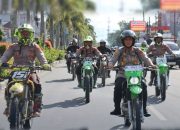 Kapolres Antar Bantuan ke Desa Terisolir di Linge