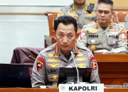 Di DPR, Kapolri Paparkan Evaluasi Kinerja Polri 2025