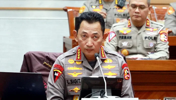Di DPR, Kapolri Paparkan Evaluasi Kinerja Polri 2025
