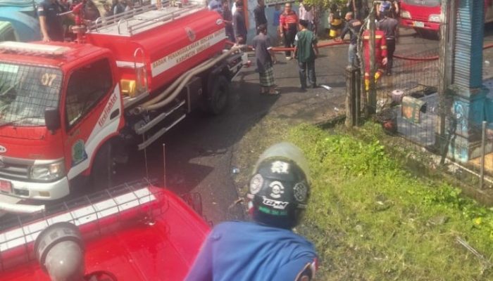 Kebakaran di Kawasan Padat Penduduk Simeulue, Dua Rumah Hangus
