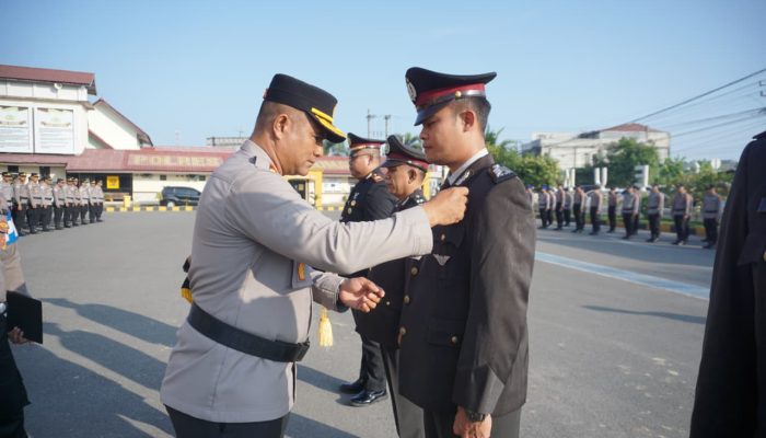 Bertugas Tanpa Cela, Personel Polres Lhokseumawe Terima Penghormatan