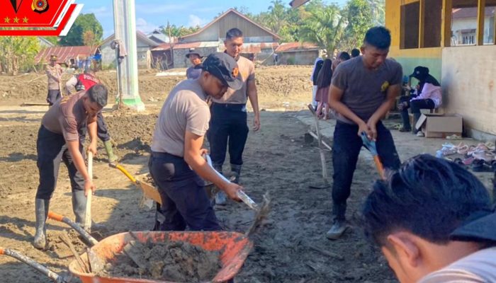 Brimob Aceh Pulihkan MIN 1 Pidie Jaya