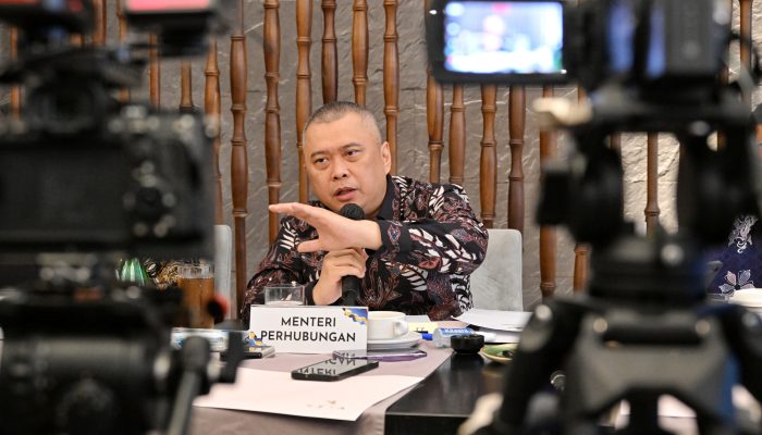 Menhub Catat Lonjakan Penumpang Selama Nataru