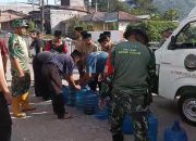 TNI Kirim Mobil RO Penuhi Air Minum Warga Paya Jeget