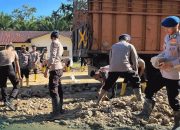 Terdampak Bencana, Mapolsek Trumon Dibersihkan