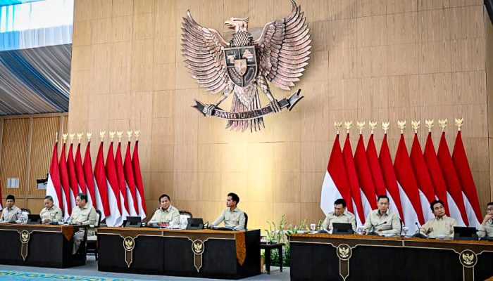 Hadapi Bencana, Prabowo Tegaskan Kekuatan NKRI Tak Goyah!