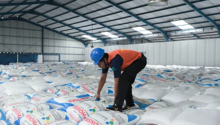 Kontrak Diteken, 9,8 Juta Ton Pupuk Subsidi 2026 Mulai Disalurkan