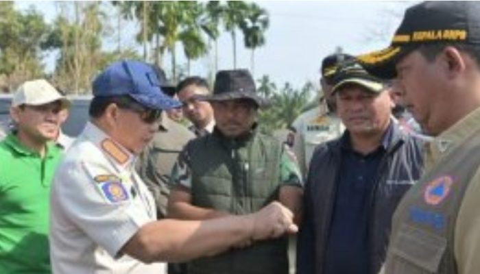 Bupati Aceh Utara Dampingi Mendagri Tinjau Huntara Langkahan