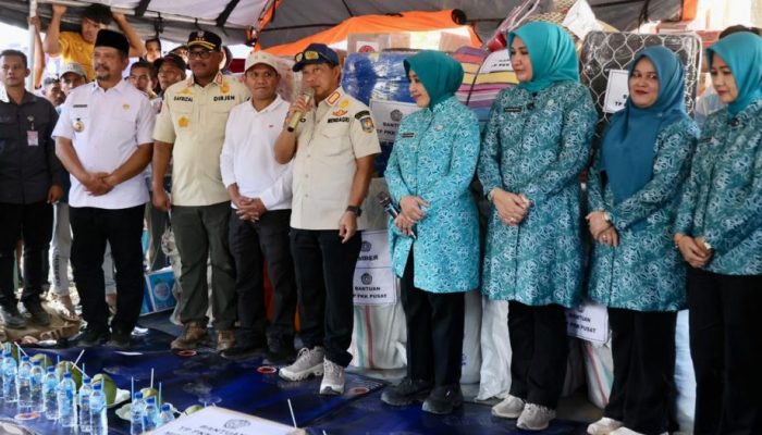 Tito Puji Respons Cepat Ketua TP PKK Aceh di Tengah Bencana