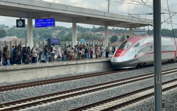 Libur Isra Mikraj 2026 Dongkrak Penumpang Kereta Cepat Whoosh