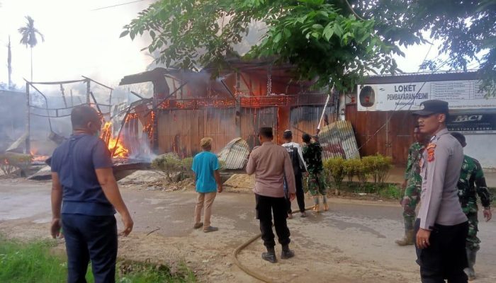 Enam Ruko di Tanah Jambo Aye Ludes Terbakar, Kerugian Capai Rp800 Juta