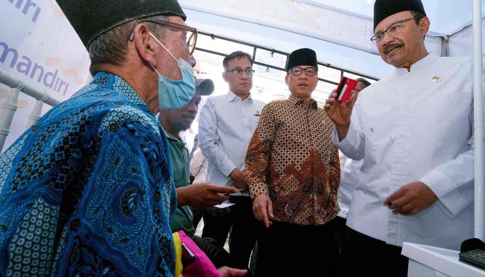 Penerima Bansos Didoro​ng Jadi Anggota Kopdes Merah Putih