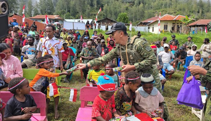 Pangkogabwilhan III Resmikan Pojok Baca di Kampung Pogapa