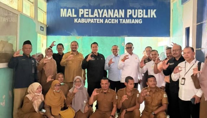 Wamen PAN-RB Tinjau Layanan Pascabencana Aceh Tamiang