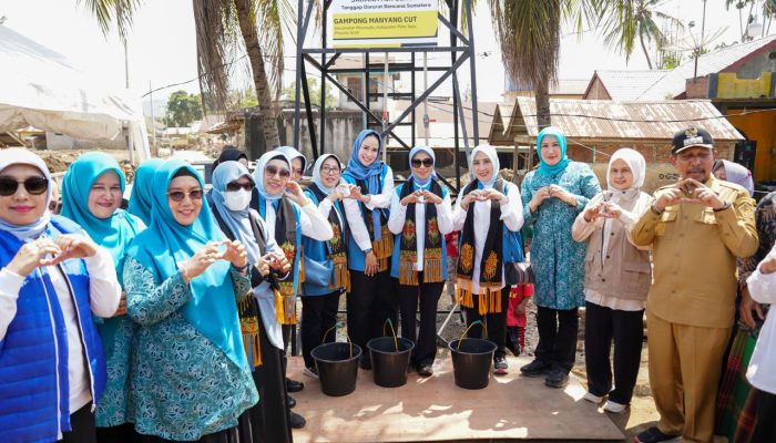 Seruni Kabinet Merah Putih Salurkan Bantuan Bencana Pidie Jaya