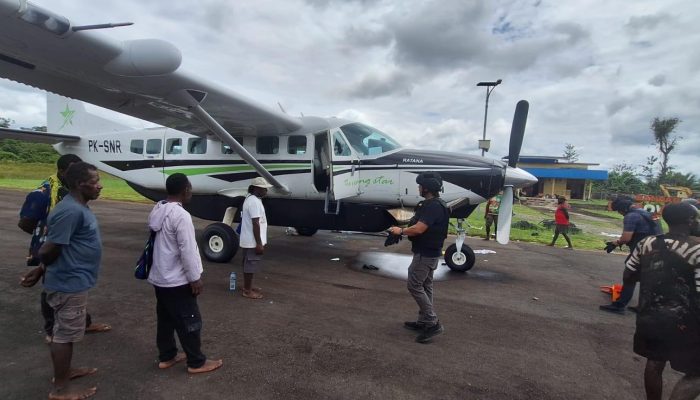 DPR Soroti Lemahnya Pengamanan Bandara di Papua