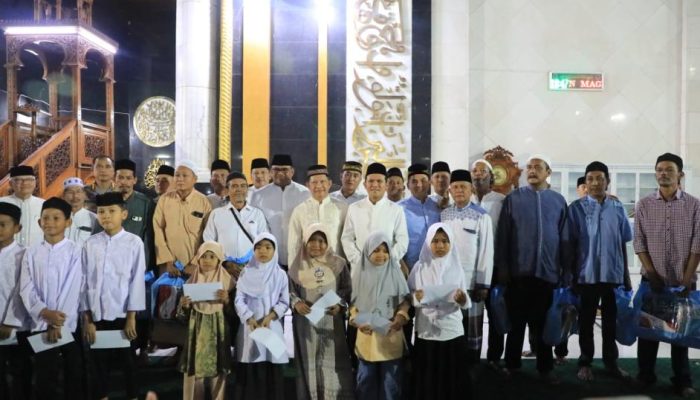 Tito Serahkan Bantuan, Percepat Pemulihan Lhokseumawe