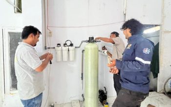 Bantu Pemulihan Pascabencana, UTU Pasang Instalasi Air Minum Siap Konsumsi untuk Pengungsi