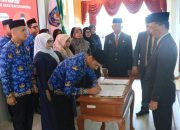 Sekda Lhokseumawe Lantik 20 Pejabat, Tekankan Kinerja ASN