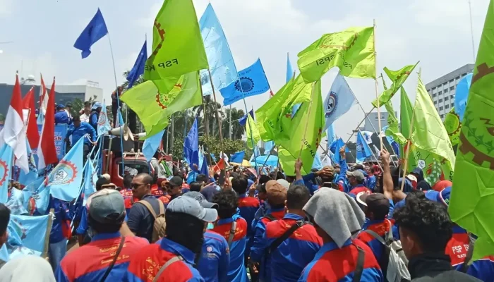 Buruh Demo di Patung Kuda, 1.446 Personel Disiagakan