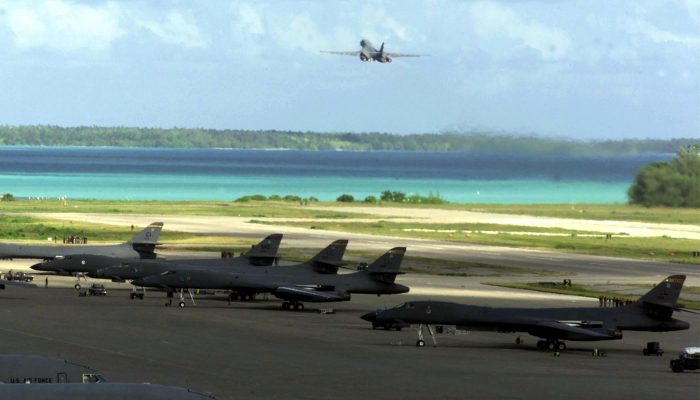 Iran Bantah Kirim Rudal ke Pangkalan Inggris Diego Garcia