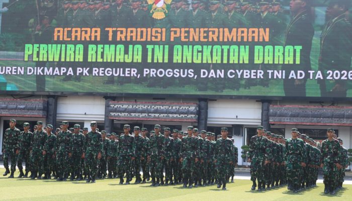 TNI AD Terima 584 Perwira Remaja Abituren Dikmapa PK