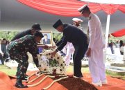 Menhan Pimpin Pemakaman Militer Profesor Juwono Sudarsono