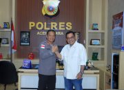 Anggota Komisi III DPR RI, H. T. Ibrahim (Ampon Bram), bersama Kapolres Aceh Utara, saat melakukan kunjungan kerja ke Mapolres setempat di Lhoksukon