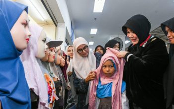 Illiza Ajak Ratusan Anak Yatim Belanja Lebaran di Pasar Atjeh