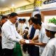 Menteri Perdagangan Beri Santunan Anak Yatim Piatu