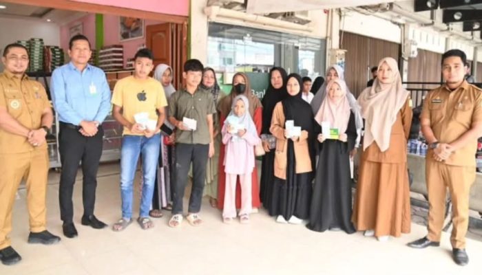 Ratusan Anak Yatim di Aceh Besar Terima Bantuan Jelang Idulfitri