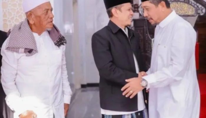 Salat Ied Bersama Warga, Bupati Sibral Ajak Perkuat Persatuan