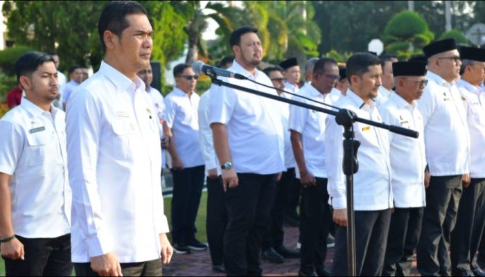 Pimpin Apel Perdana, Sekda Aceh Tekankan Disiplin ASN
