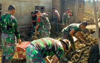 Satgas TNI Tancap Gas Pulihkan Rumah Warga Pidie Jaya