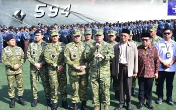 Pesantren Kilat TNI AL Resmi Dimulai di KRI Semarang