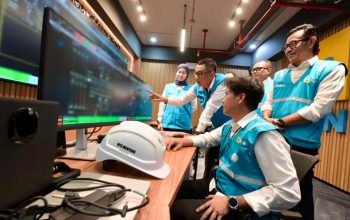 Kisah Petugas PLN Siaga Lebaran, Rela Tak Mudik