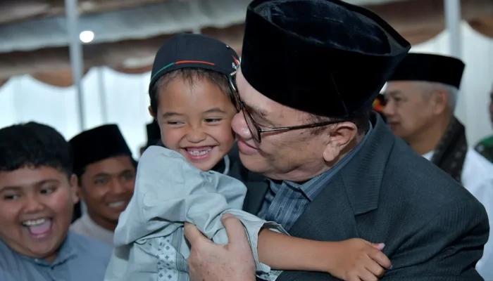 Bupati Tagore akan Salat Idulfitri Bersama Pengungsi