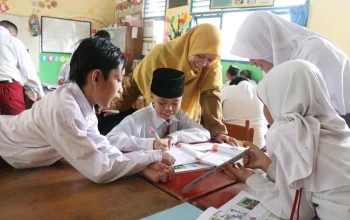 Anggota DPR Dukung Pembatalan PJJ, Soroti Kebijakan Pendidikan