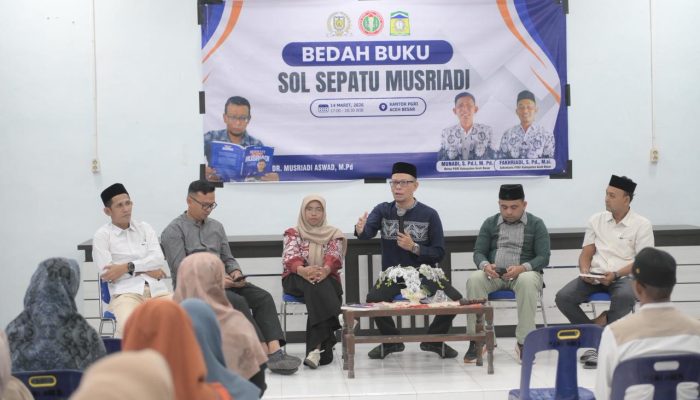 [FOTO] Bedah Buku Biografi Sol Sepatu Musriadi