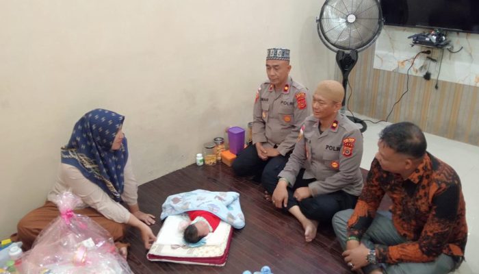 Sempat Viral, Bayi yang Ditemukan di Lamno Dapat Bantuan Kapolda Aceh