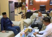Anggota DPD RI asal Aceh, Sudirman alias Haji Uma, berkoordinasi dengan Kapolres Aceh Utara AKBP Trie Aprianto di Mapolres Aceh Utara, Lhoksukon
