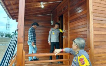 Kapolda Aceh Irjen Pol. Marzuki Ali Basyah meninjau langsung progres pembangunan 150 unit hunian tetap (huntap) Polri di Desa Simpang Kanan, Kecamatan Kejuruan Muda, Aceh Tamiang