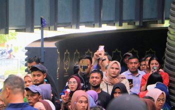 Belasan Ribu Wisatawan Padati Museum Tsunami Aceh Selama Libur Idulfitri