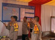 Kapolda Aceh Irjen Pol. Marzuki Ali Basyah, saat meninjau kesiapan personel dan fasilitas di Pos Pelayanan Operasi Ketupat 2026, Lhoksukon, Aceh Utara