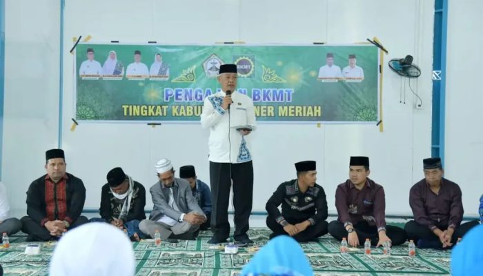 Armia Hadiri Pengajian BKMT dan Doa Bersama di Huntara Tunyang