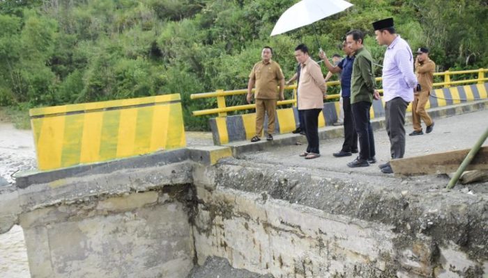 Jembatan Gemboyah Nyaris Putus, Akses Dua Kecamatan Lumpuh