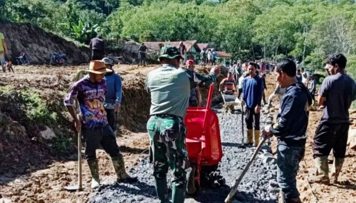 Warga 15 Desa di Bener Meriah Gotong Royong Perbaiki Jalan