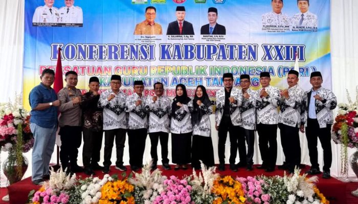 Wabup Aceh Tamiang Soroti Kesejahteraan Guru di Konferensi PGRI