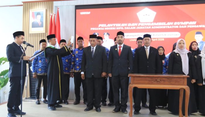 Wali Kota Lhokseumawe Lantik 18 Pejabat Administrator dan Pengawas